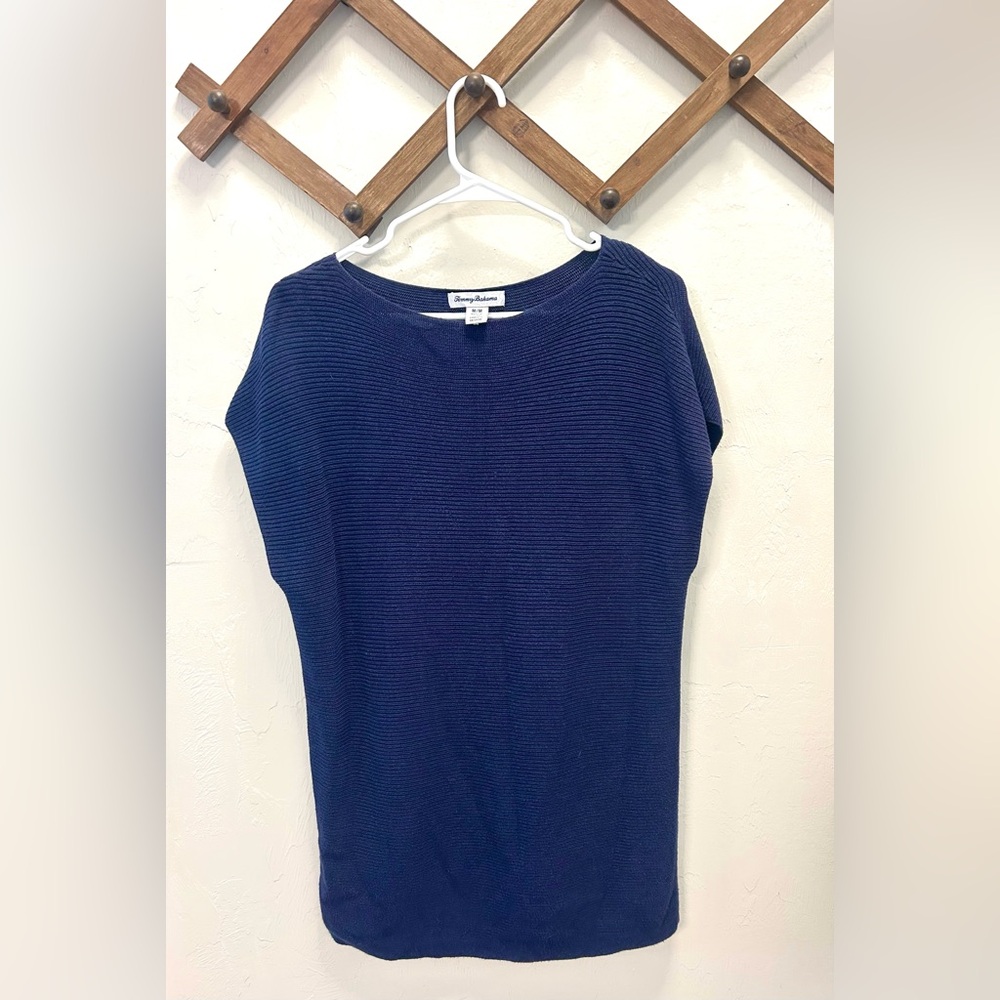 Tommy Bahama Women’s Navy Blue Ribbed Knit Top Medium Boat Neck Casual Resort